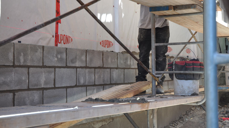 Maçonnerie Montréal - Construction mur coupe-feu en bloc de beton a Montreal